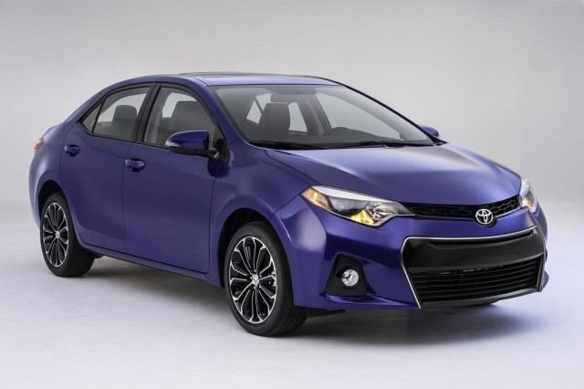 New Toyota Corolla Sedan (1).jpg